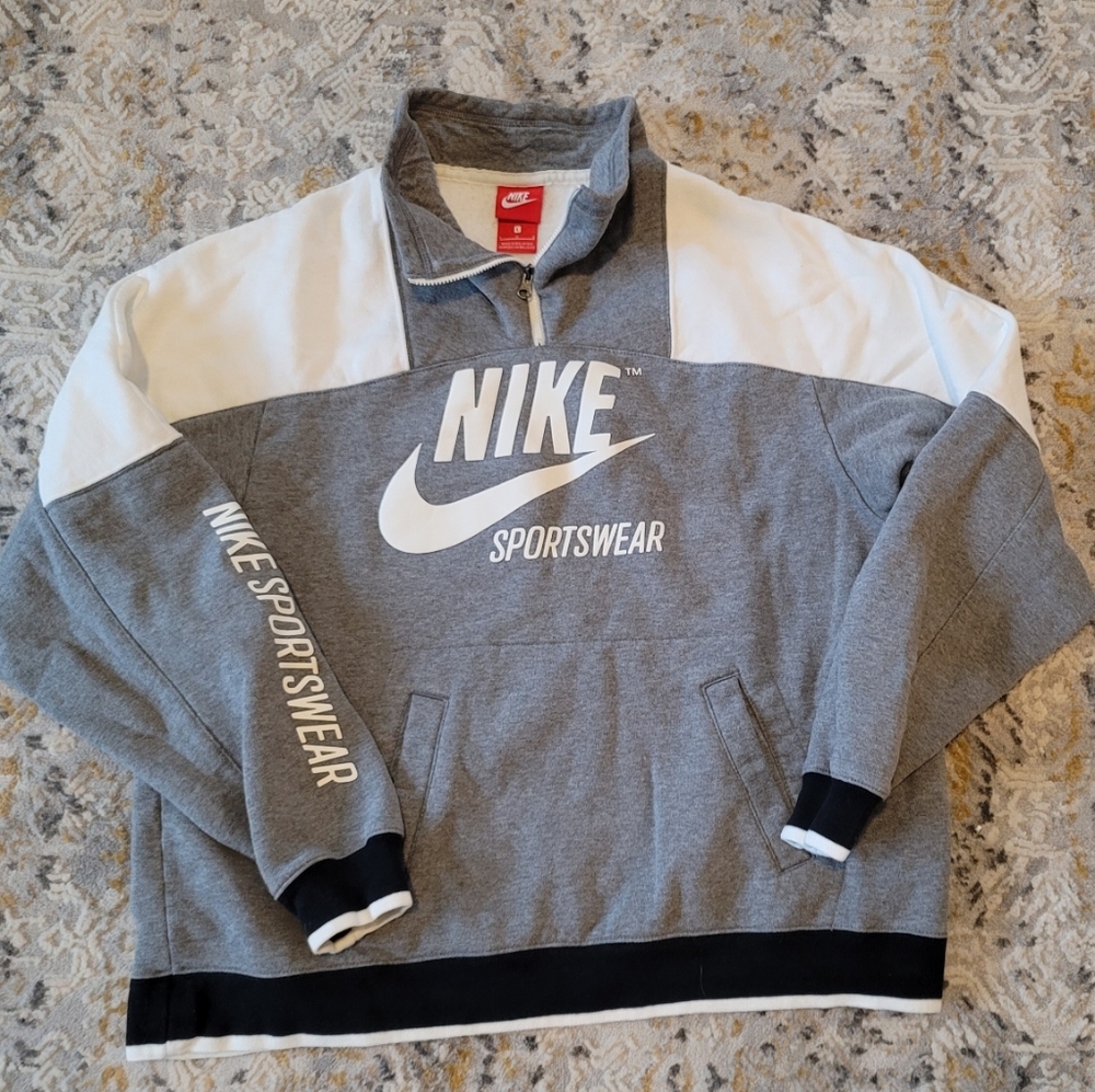 Nike sportswear Sweatshirt L
